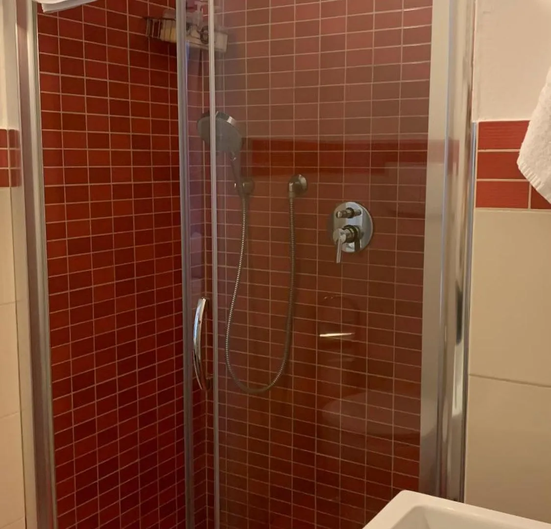 Gioia House Bed & Breakfast Milan 2*,  Italy